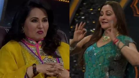 reena roy and jaya prada|Jaya Prada danced on ‘Naulakha Manga De’ in front of Reena .